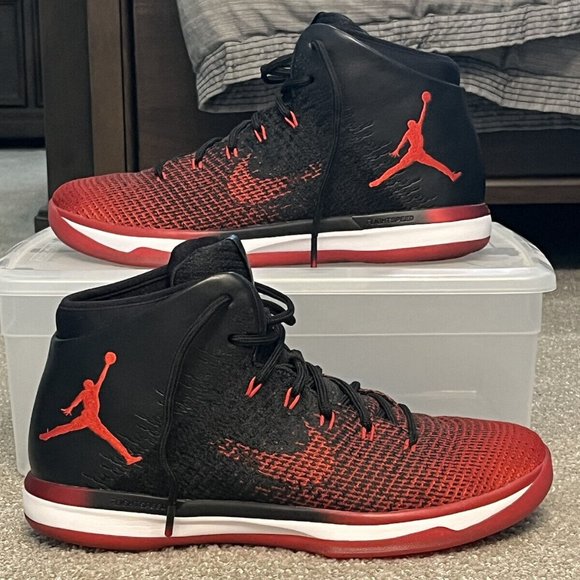 Size 11 - Jordan 31 Banned 2016